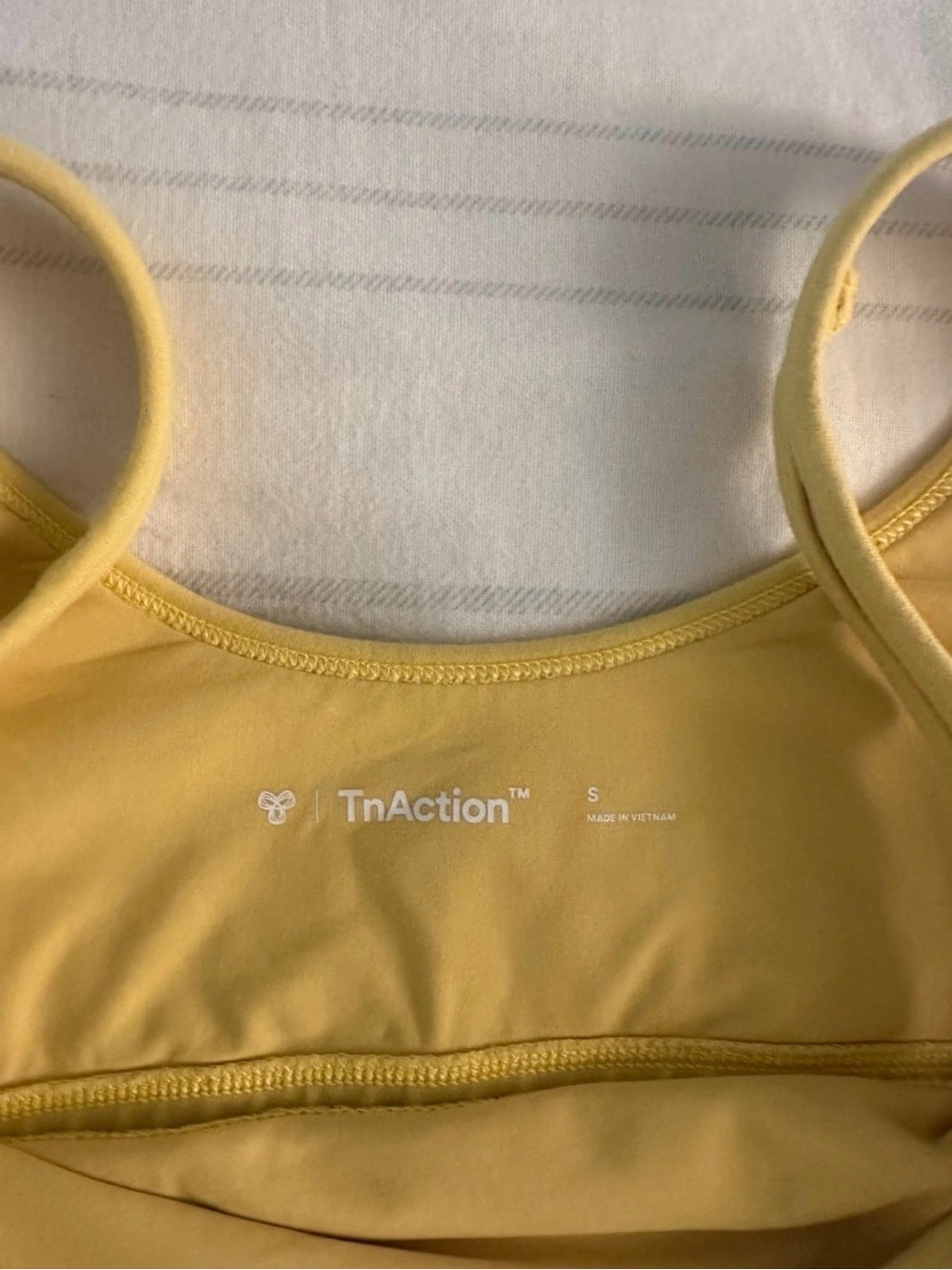 Aritzia Yellow Scoop Bralette with Wide Straps - Picture 3 of 3